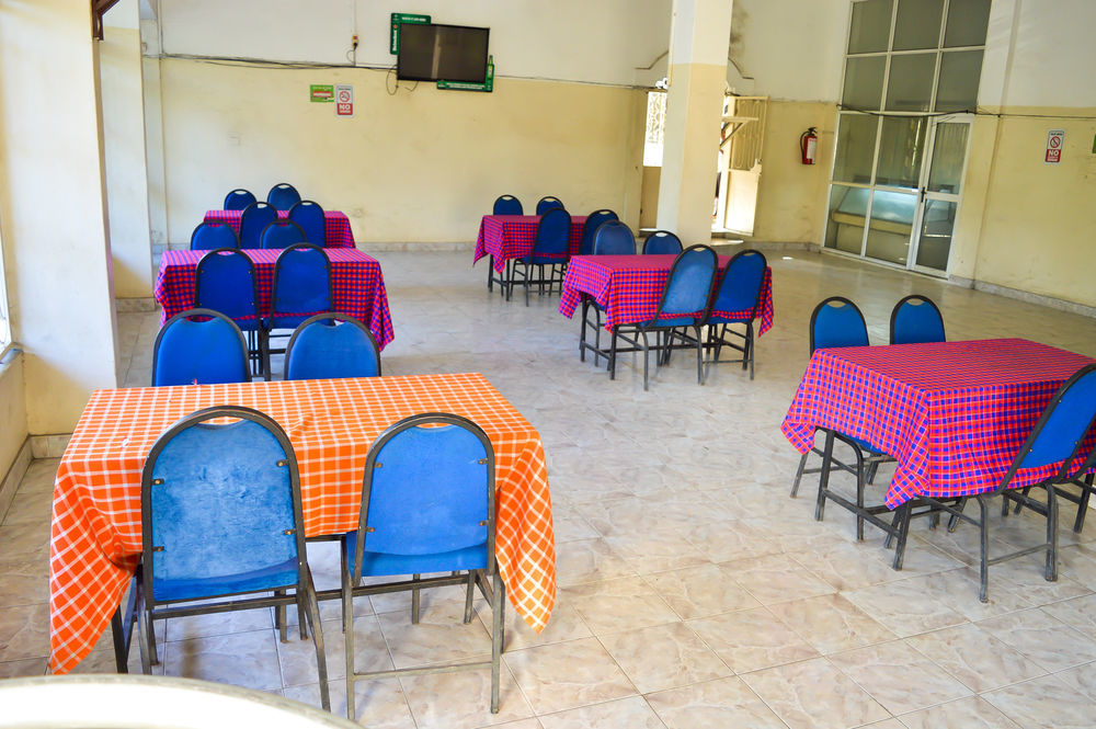 Cool Breeze Hotel Mombasa Exterior foto